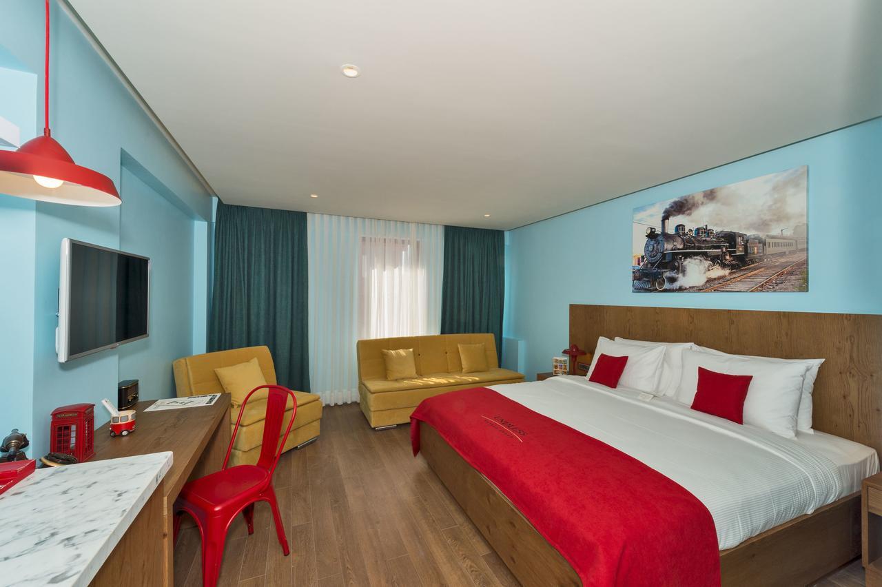 Taksim Istanbul Nis Hotel - Istiklal Street Exterior foto